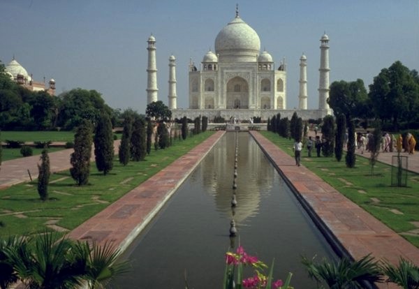 Agra: Taj Mahal