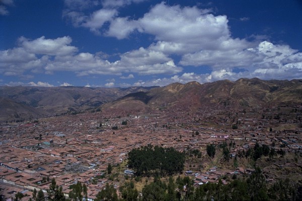 cuzco.jpg (74554 bytes)